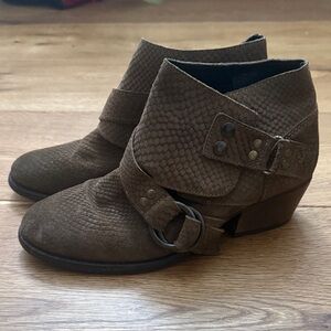 Vintage Free People Brown Ankle Boots